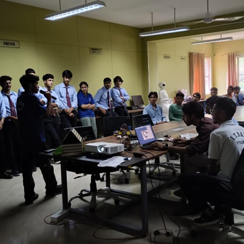 WhatsApp Image 2025-09-18 at 5.02.47 PM (1)