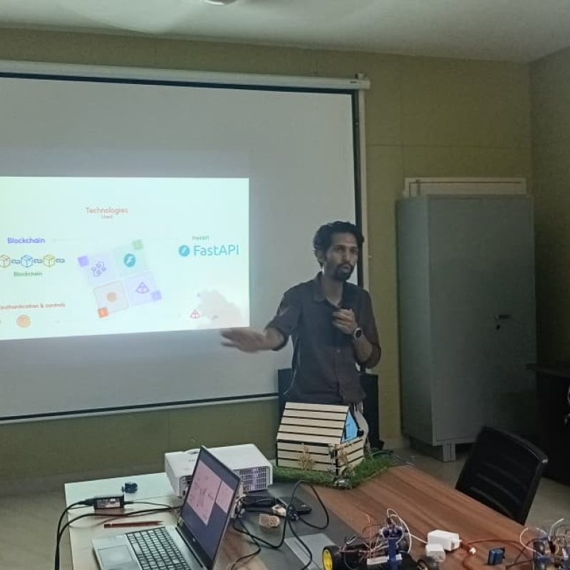 WhatsApp Image 2025-09-18 at 5.02.48 PM (1)